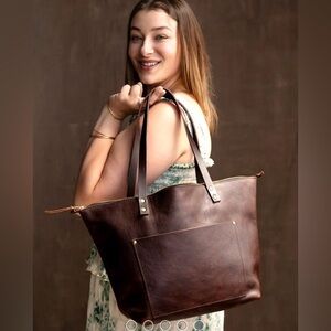 Portland Leather Oversized Leather Zip Top Tote Bag & Matching Wallet Cold brew